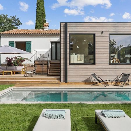 Villa La Temana, rénovée, piscine privée chauffée, grand jardin, plages et commerces à pied, à Cavalaire, près de Saint-Tropez Extérieur photo